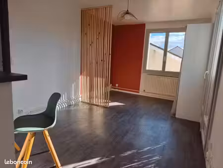 studio / t1 bis de 31m2 en hyper centre refait à neuf