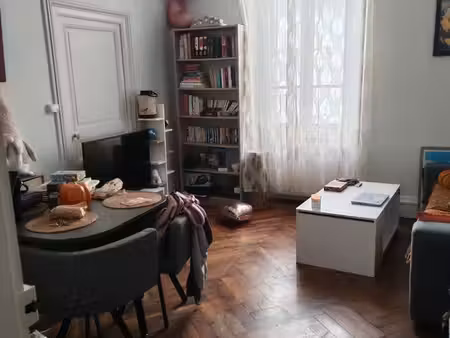 appartement t3 style hausmannien rez de chaussée