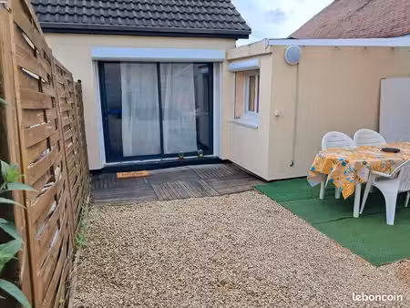 logement f2 meublé dans pavillon