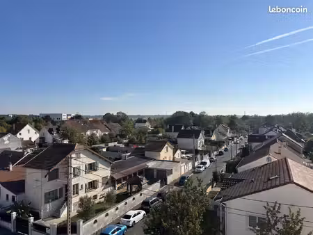 mitry-mory (77290) – t3 de 56 m² au dernier étage – 145 000