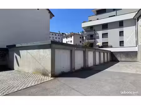 garage 16 mettre carrés