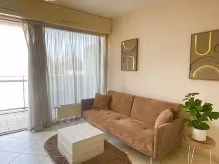 studio meublé lumineux avec terrasse et parking privé sécurisé – ambilly
