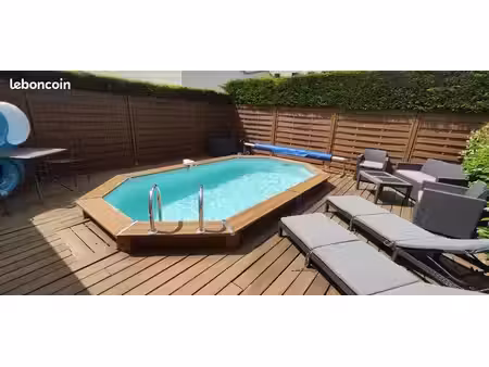 roissy-en-france – appartement 82 4 m² avec jardin de 500 m²  piscine chauffée  box et par