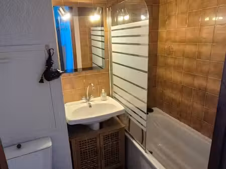jolie studio courte location jusqu'au 17 décembre