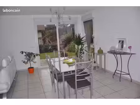 maison-appartement t4 en duplex avec jardin et garage