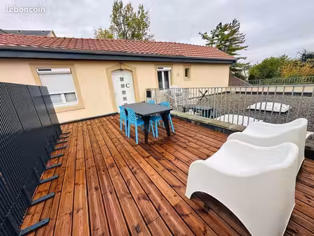 superbe 2-pièces meublé avec terrasse de 25m2 - quartier sud