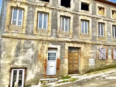 maison de ville à transformer en plusieurs appartements