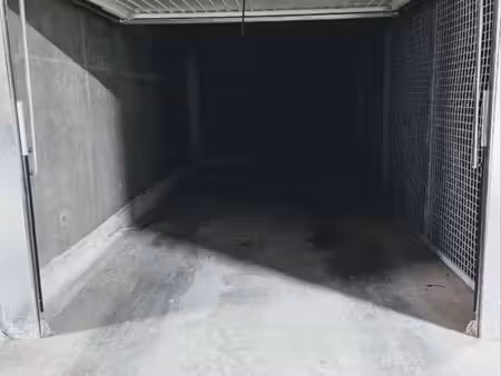à vendre – garage / box fermé