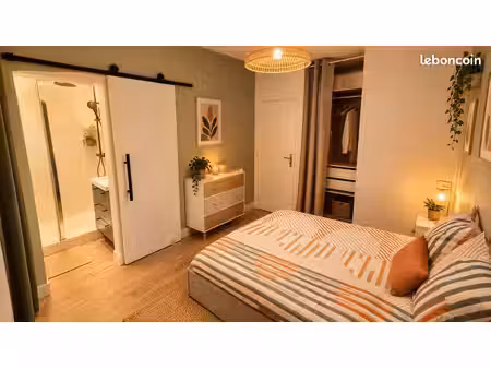 appartement meuble 92m² - 6 pieces - proche gare fontenay
