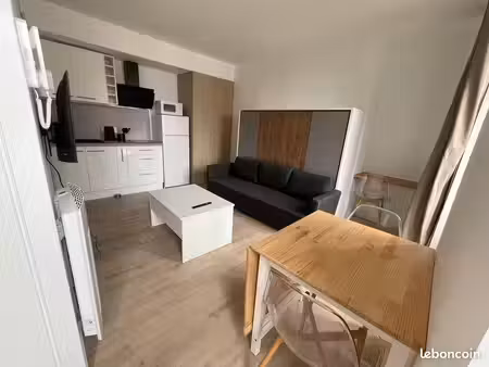 studio meublé bourg de secondigny