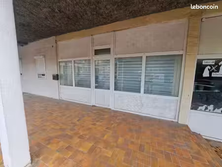 a louer commerce à issou