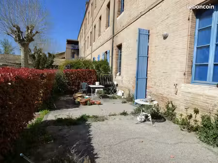 82 beaumont de lomagne t3 rez de chaussee