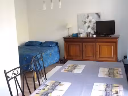 studio 31m2 avec cuisine séparée