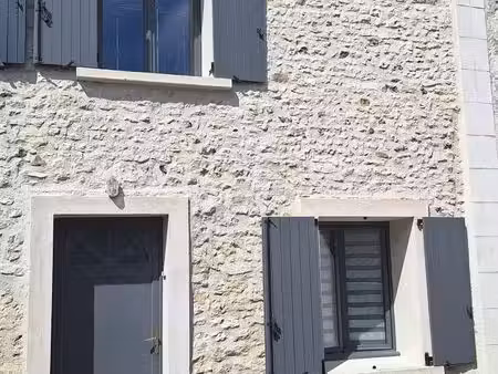 maison de ville 3 pièces de 45 m² avec place de parking