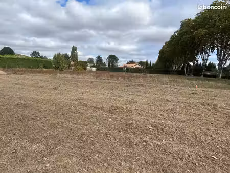 terrain constructible à mezens