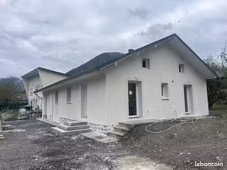 maison rénové saint avre