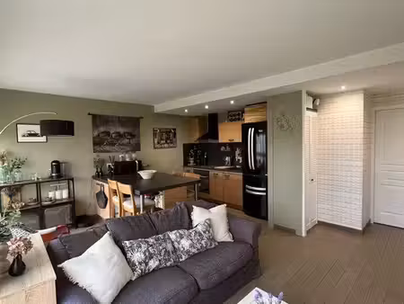 appartement 2 pièces de 42 m² à bois d'arcy