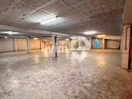 local 1000 m² argenteuil