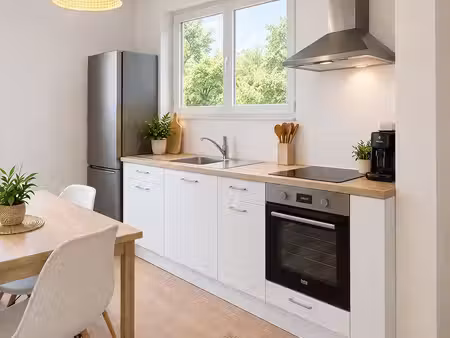appartement neuf et meublé 2 pièces 45 m² avec jardin