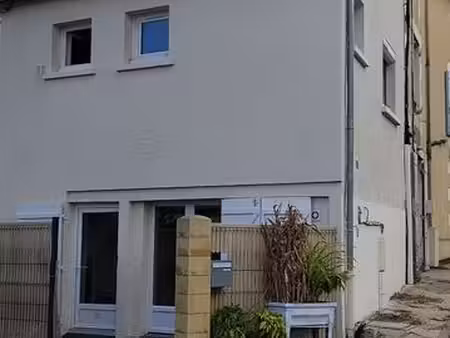 location appartement gencay