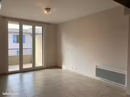 location appartement t2 44m2 avec balcon