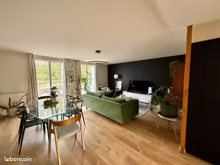 à louer – maison de 110 m² avec terrasse  garage et stationnements – poitiers sud