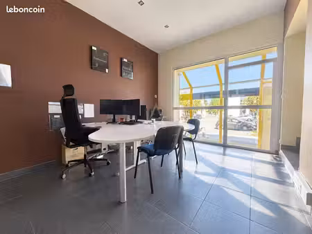 bureaux 118 m² les essarts