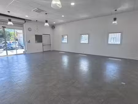 local 210 m² drumettaz-clarafond