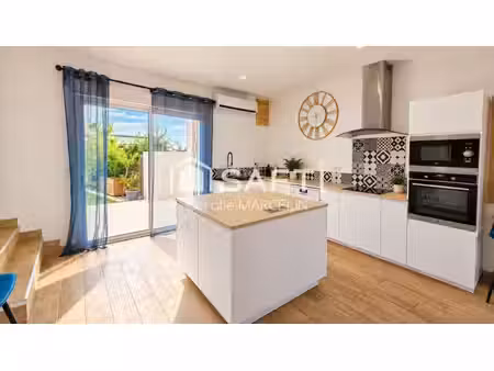 maison en pierre rénovée – 132 m² – piscine – garage