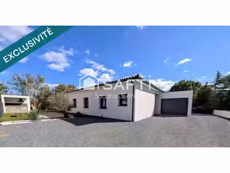 maison neuve contemporaine de 128 m² — piscine & terrain de pétanque