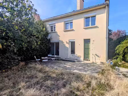 maison de ville mitoyenne par 1 côté à colomiers