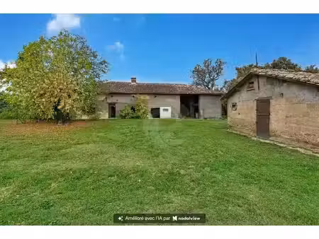 ancienne ferme à rénover sur un terrain de 6 864 m² – nègrepelisse