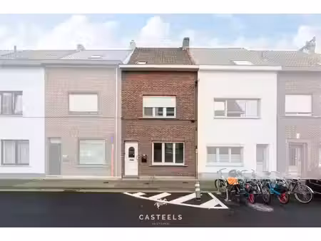 vastgoedmakelaardij met een verfrissende aanpak.