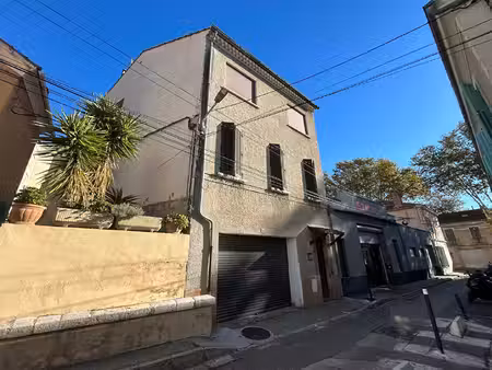 maison de ville  la seyne sur mer 6 pièce(s) 279.41 m2 deux appartements et grand garage