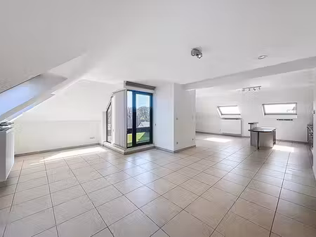 a louer - magnifique penthouse 4f de 143 m2 petit baulers