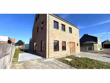 appartement à louer à beselare pour € 900 avec 2 chambres à coucher
