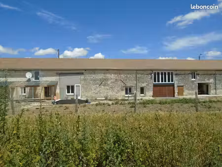longère de 1732 550m² toute rénovée