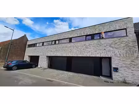 maison à louer à vucht pour € 1.490 avec 3 chambres à coucher