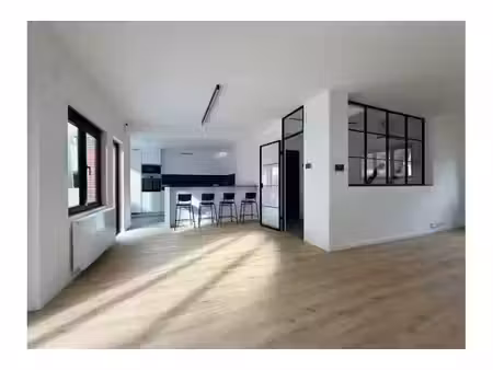 maison à louer à avenue des chataigniers 15 rhode-saint-genèse (vbe78271)