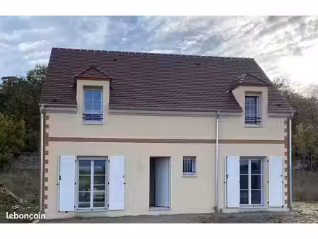 maison 5 pièces 104 m²