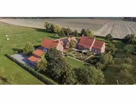 villa à vendre à wulvergem pour € 2.200.000 avec 3 chambres à coucher
