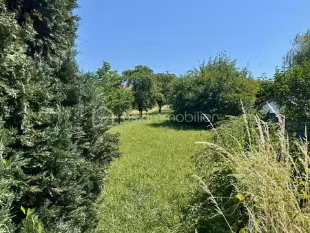 terrain de 1 391 m² à apach