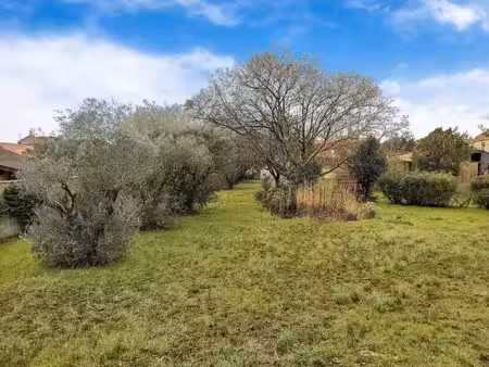 terrain constructible neuf à vendre