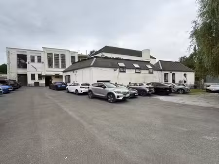 ensemble semi-industriel de 1950m²