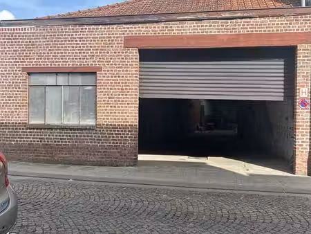 entrepôt de 100 m2 à louer