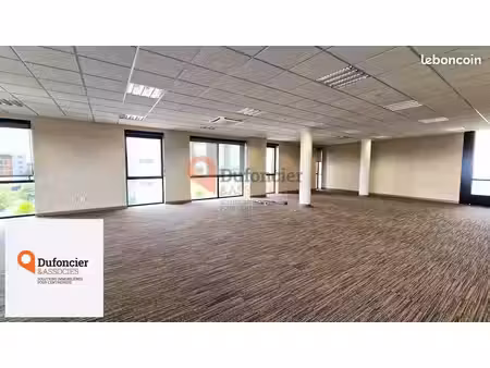 bureaux 195 m² chasseneuil du poitou