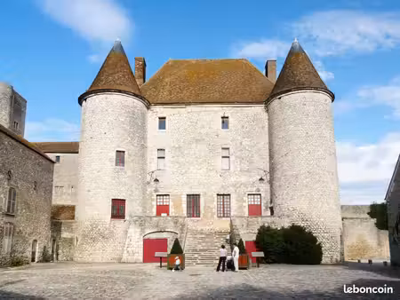 location boutique centre historique