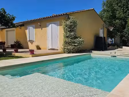 villa de plain-pied avec garage