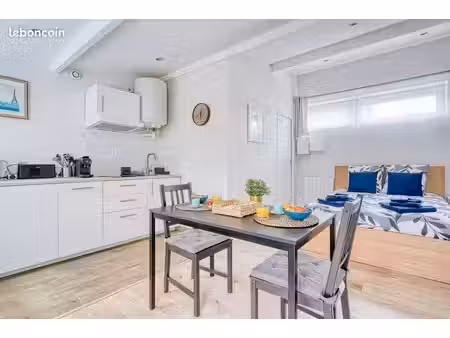 a louer très beau studio