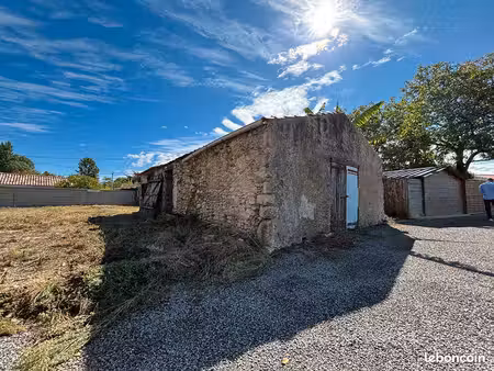 grange 2 pièces 60 m²